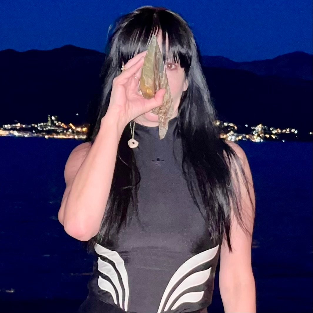 Aleksandra Durman - Essence Painting A Swan (2025) Image-2